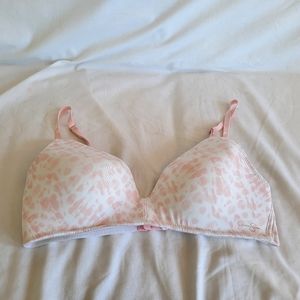 38C Jessica Simpson wireless bra